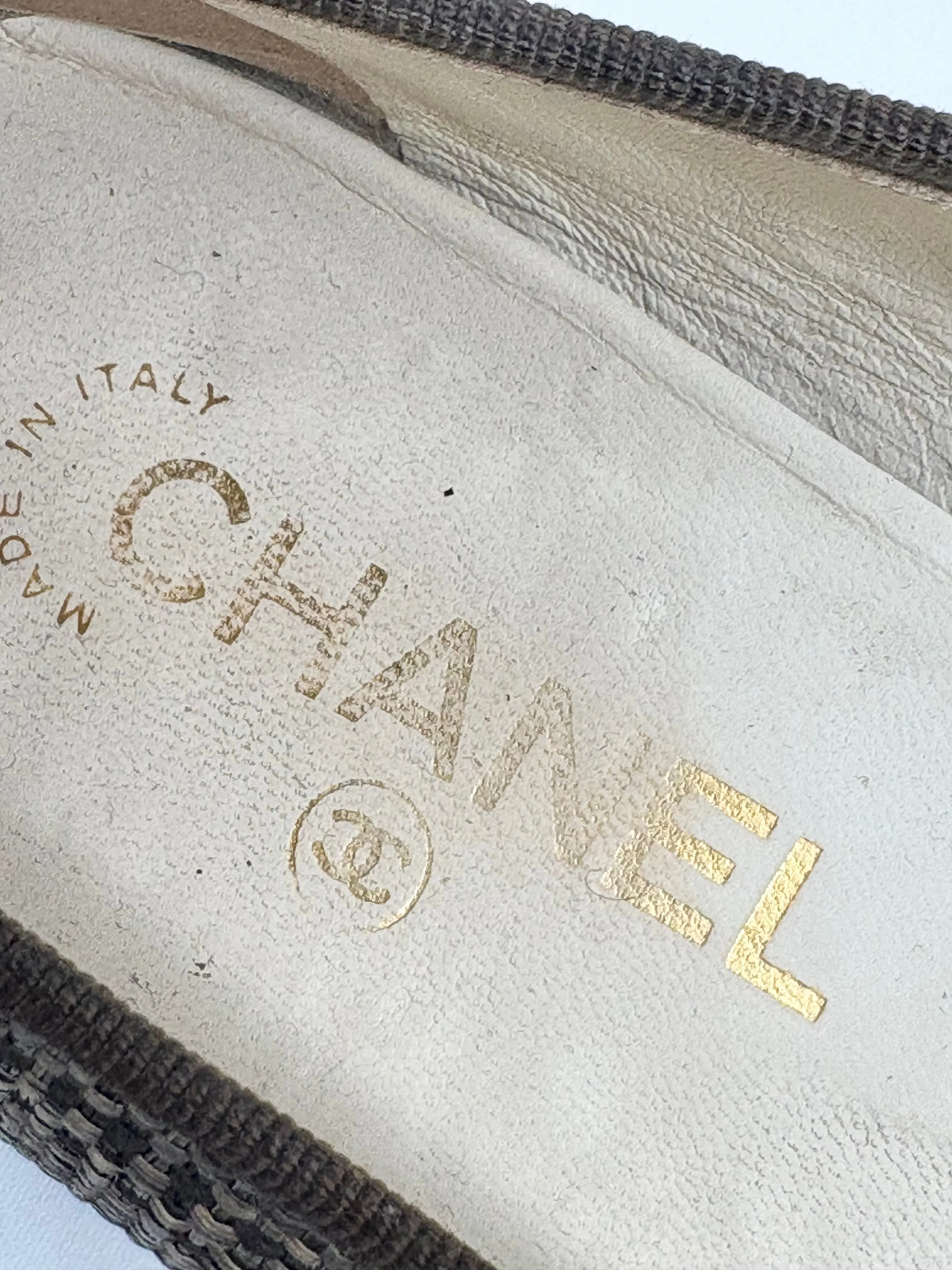 Chanel Gold Toe Leather & Hessian Ballet Flats - EU39