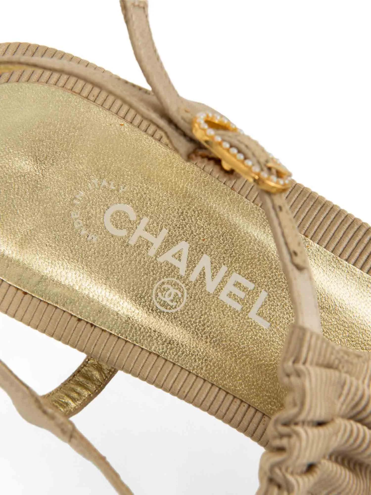 CHANEL Pearl CC Logo Bow Kitten Heel Sandals Beige Gold