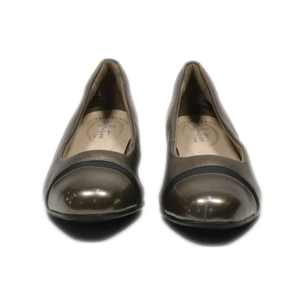 Clarks Collection Ballerinas Leather Gold Colour For Women