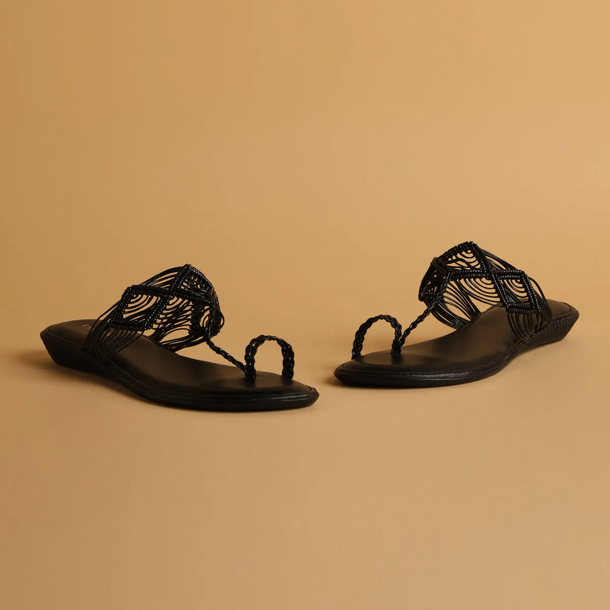 Farah Woven Kolhapuri Flats