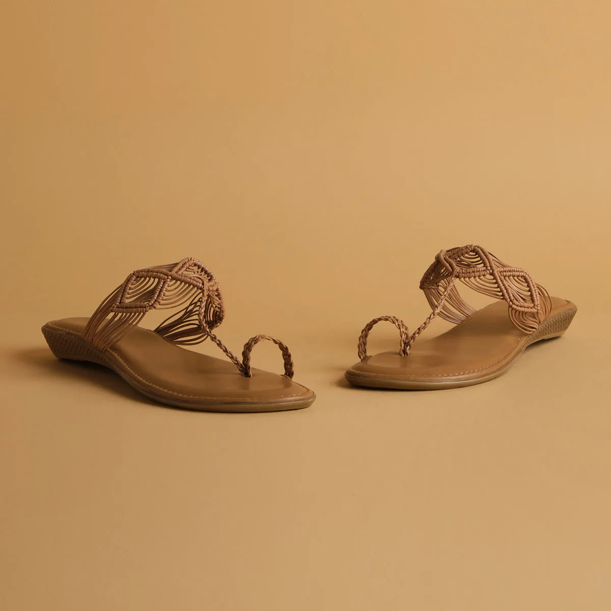 Farah Woven Kolhapuri Flats