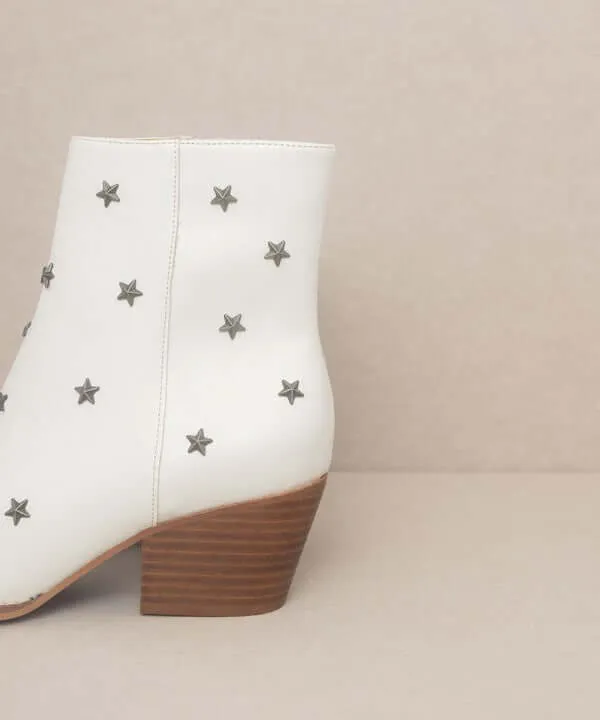 OASIS SOCIETY Ivanna - White Star Studded Western Boots