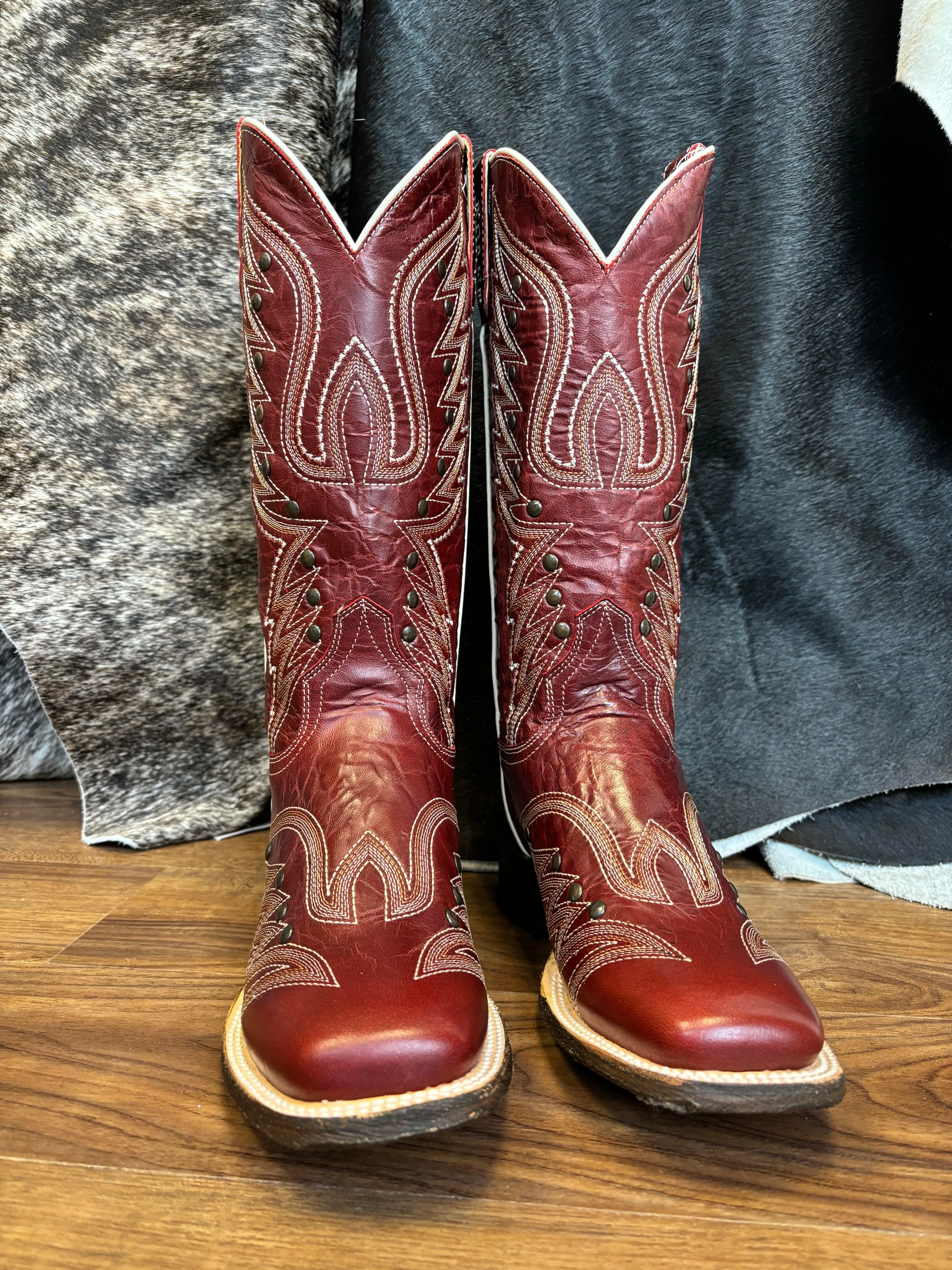 Roper Women's Brandy Vintage Red Leather Square Toe Studded Cowgirl Boots 7015-8631