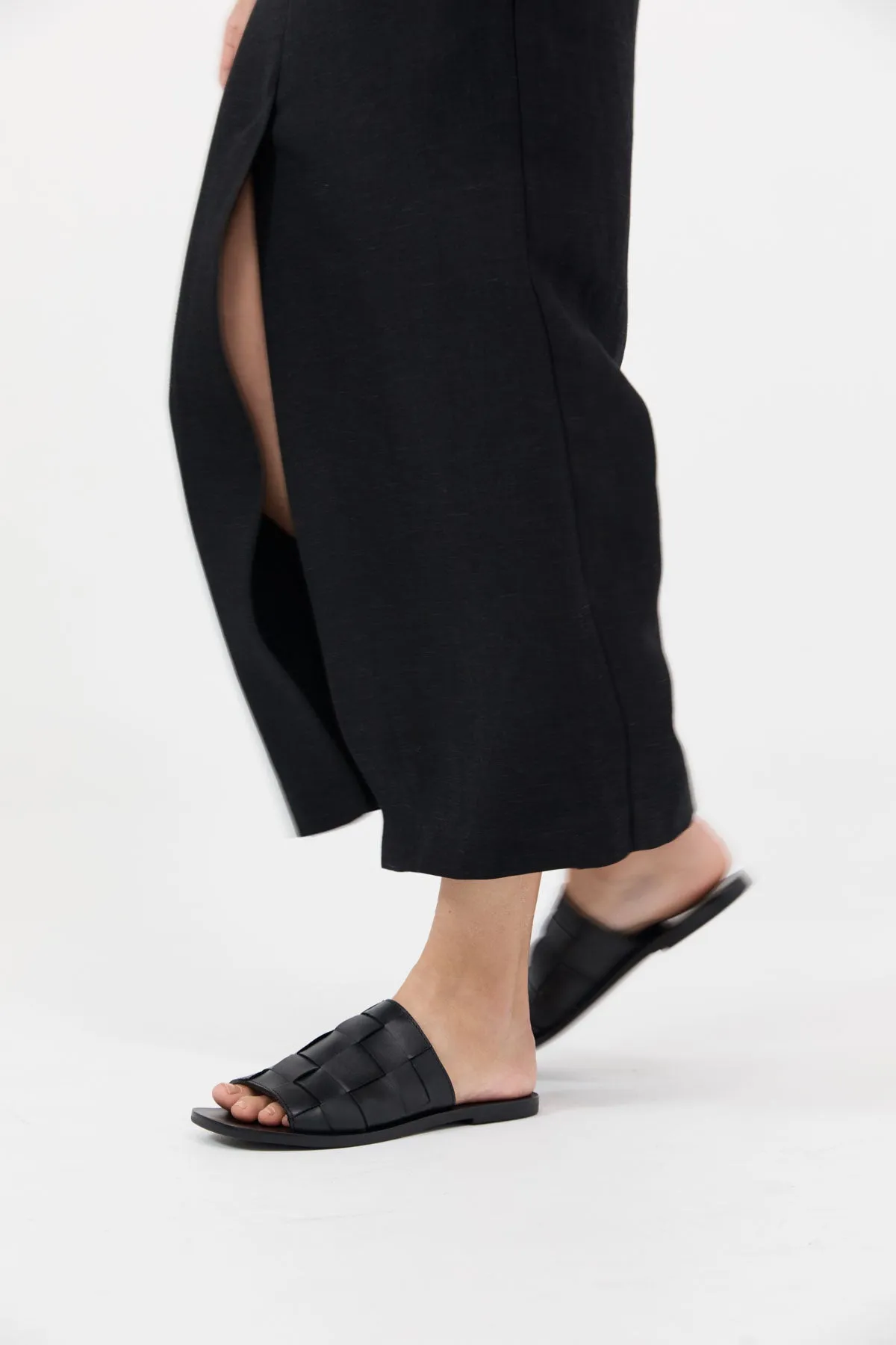 Woven Flats - Black